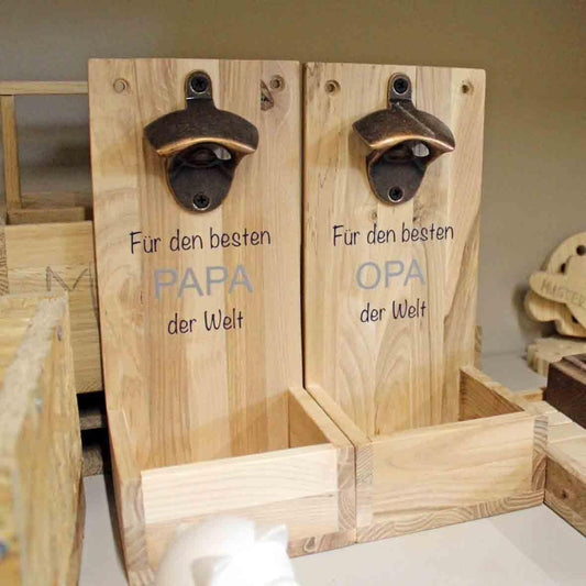 Flaschenöffner aus Holz - Wandhalterung