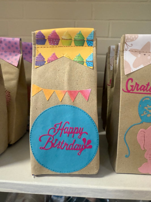 Geschenketüte Happy Birthday
