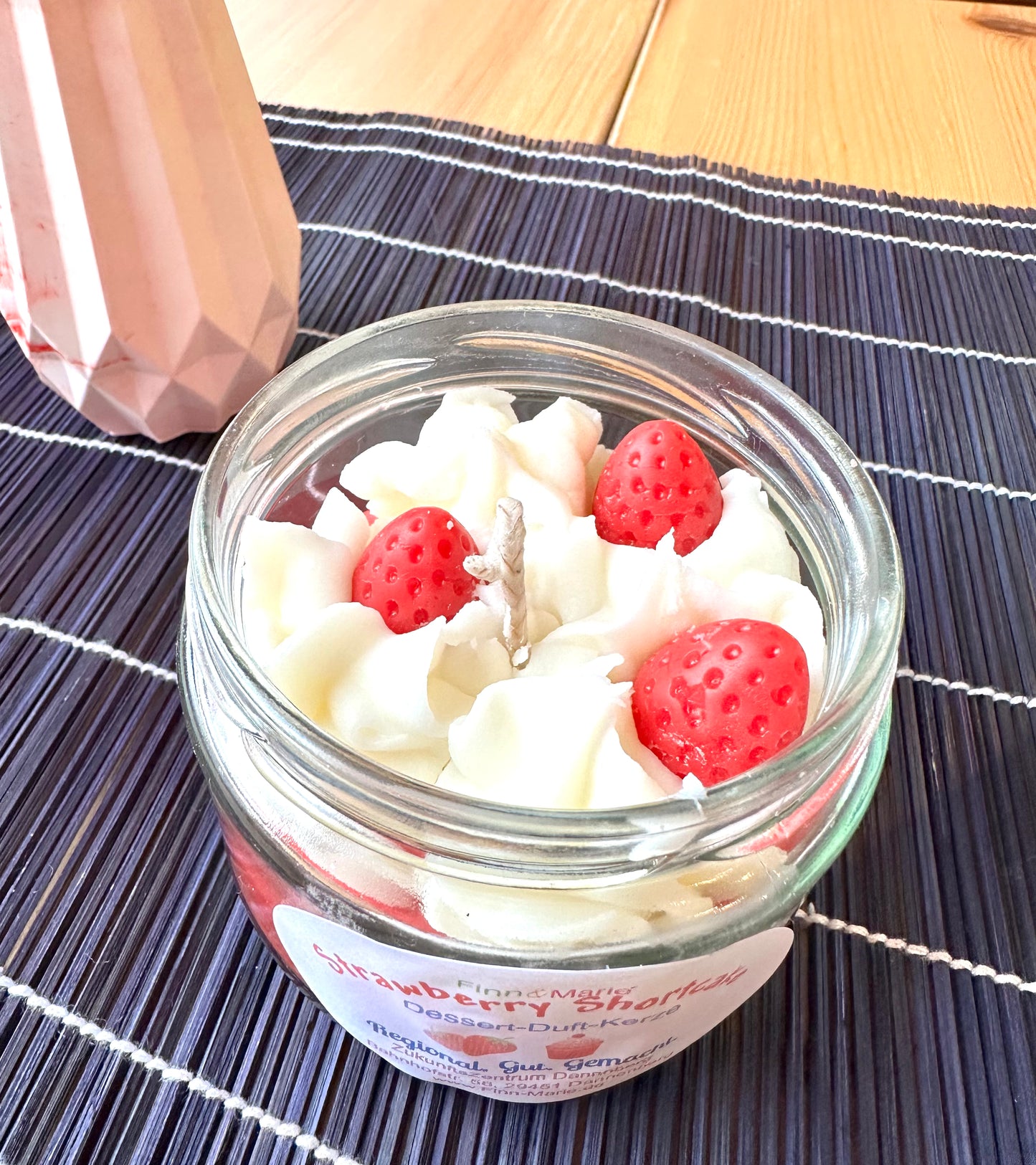 Dessert Duft-Kerze strawberry shortcake